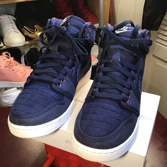 Jordan 1 RetroAJKO Blue Quilted - Picture 12 of 16
